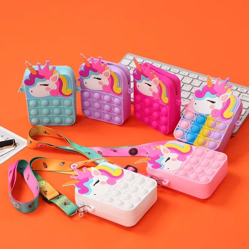 Portamonete con unicorno magic - Mini Backpack Purse recensione e prezzo