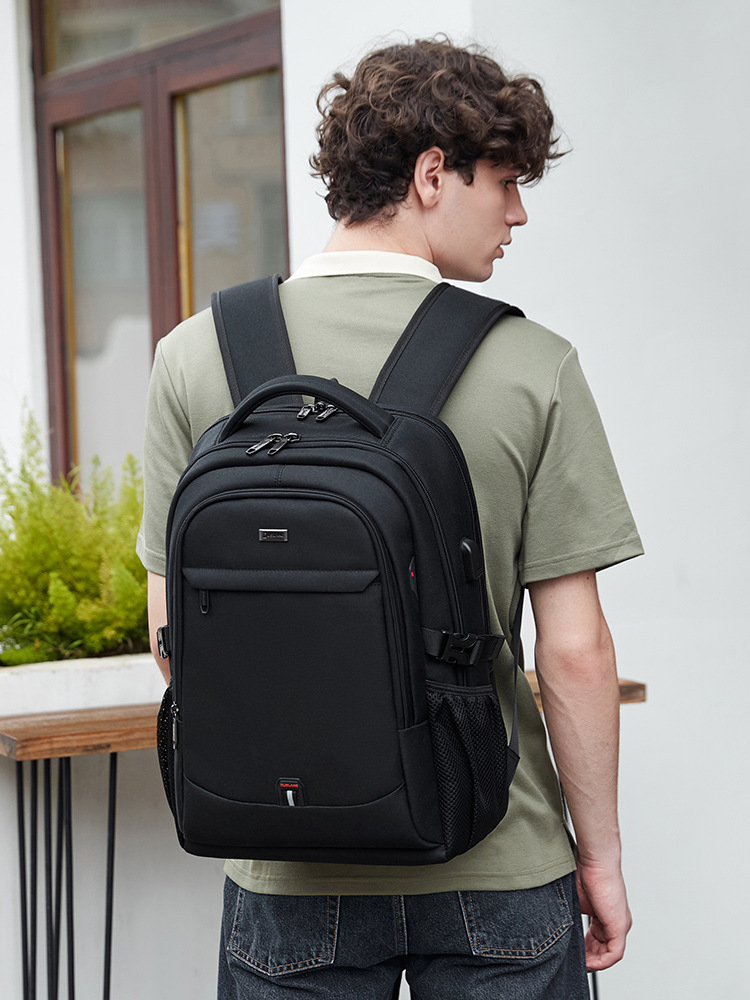 Nuovi zaini personalizzabili c - Business Backpack Brief recensione e prezzo